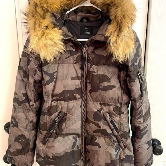 SAM camo jacket fur size small